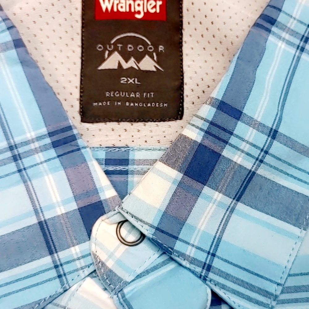 Wrangler Outdoor Men's Blue Plaid Shirt
